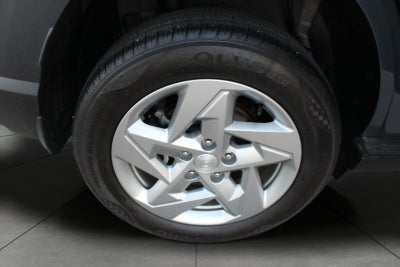 2025 Hyundai KONA SE AWD