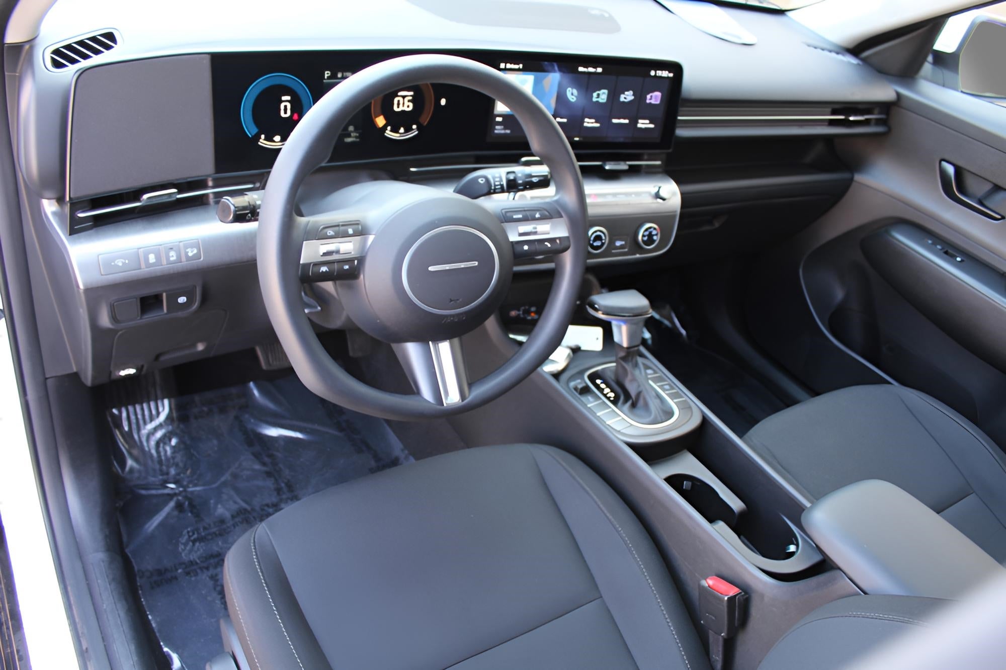 2024 Hyundai KONA SE AWD