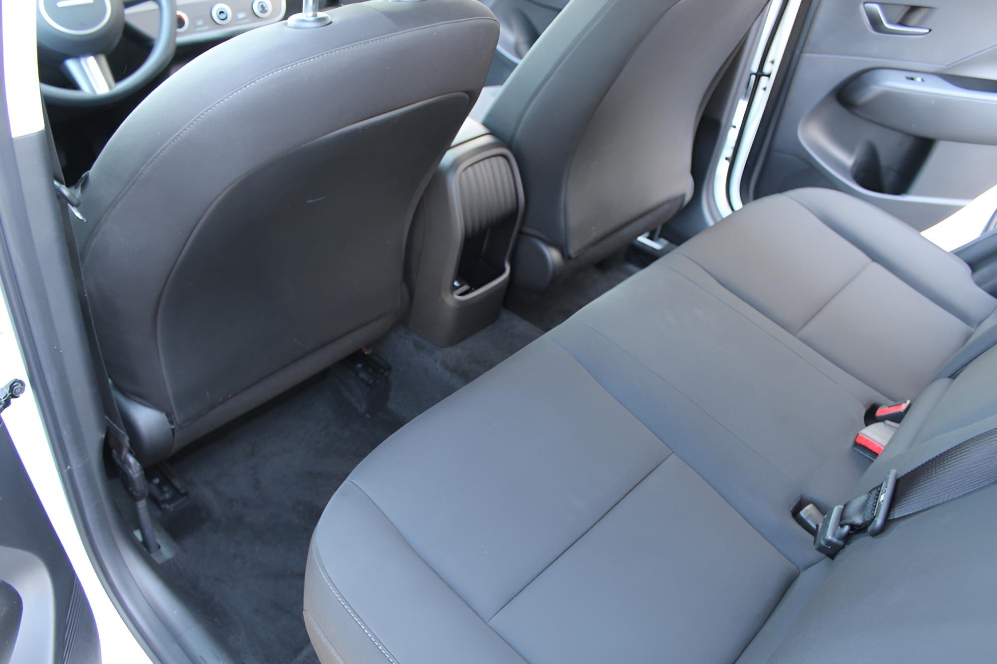 2024 Hyundai KONA SE AWD