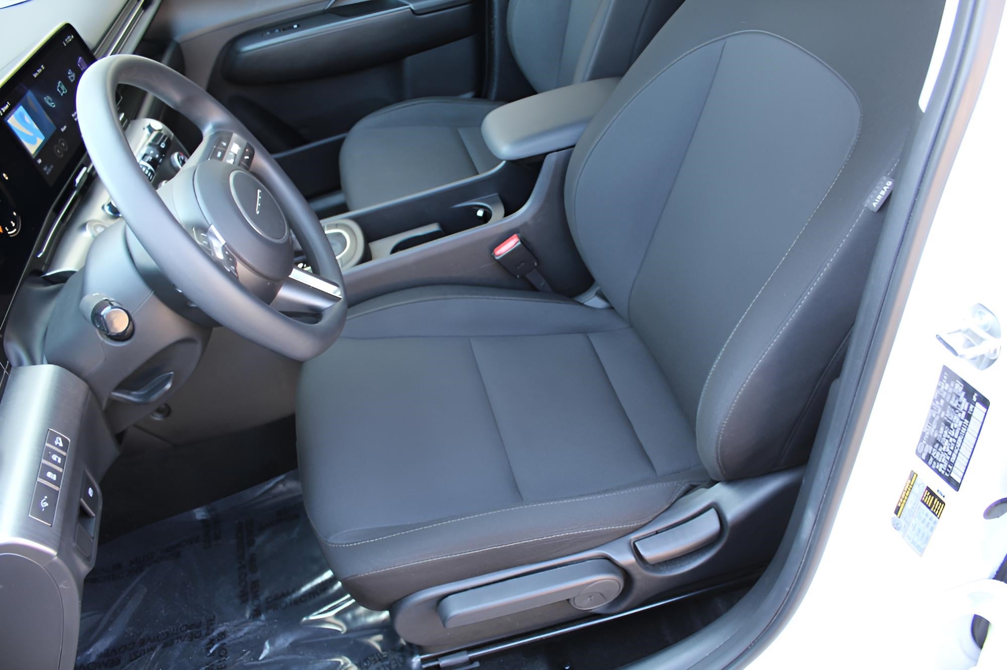 2024 Hyundai KONA SE AWD