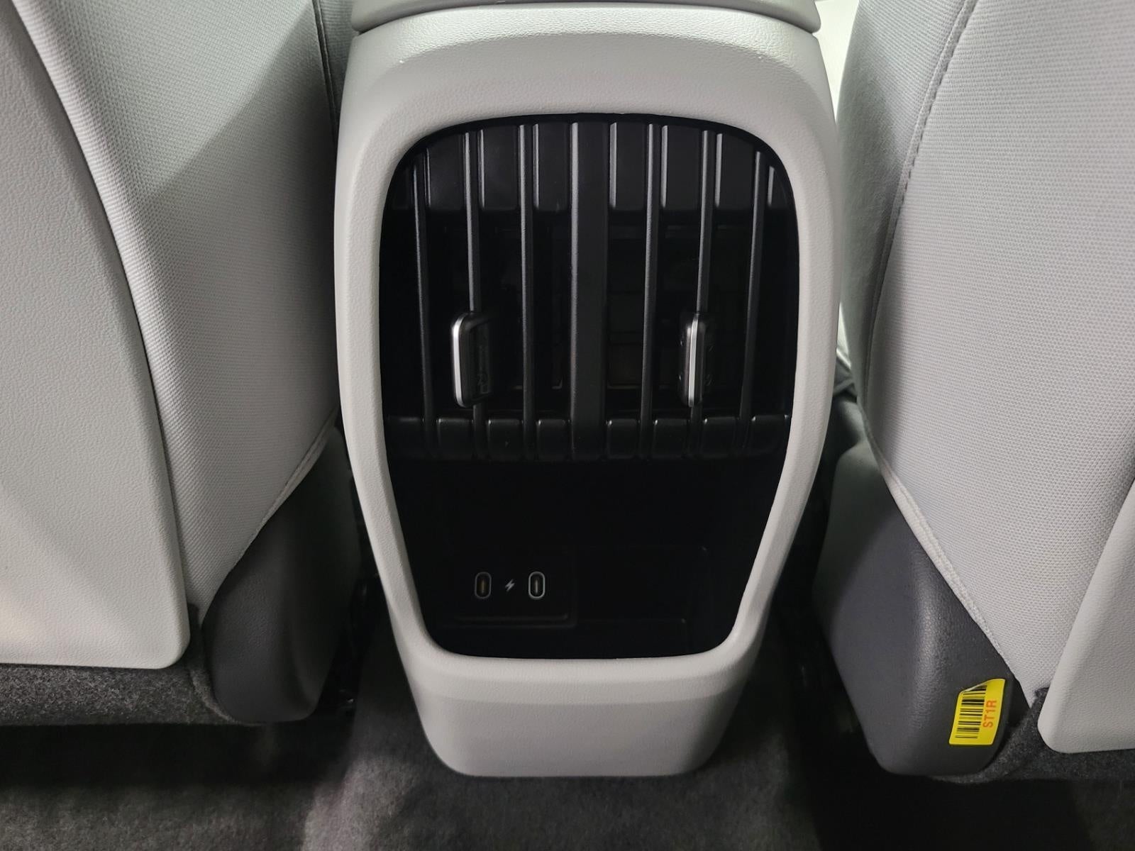 2025 Hyundai KONA SEL FWD