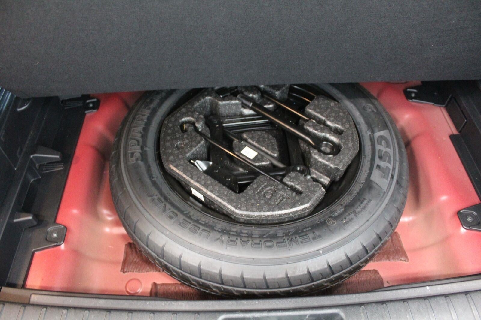 2025 Hyundai KONA SEL FWD