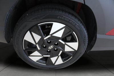 2025 Hyundai KONA SEL FWD