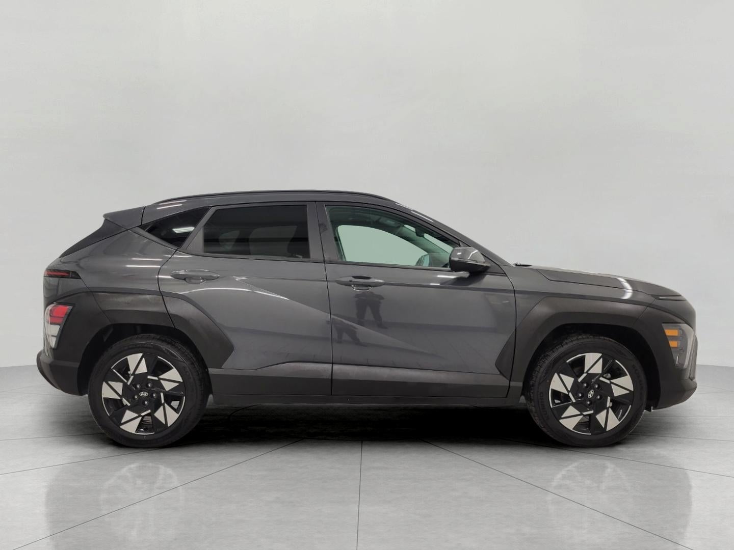 2025 Hyundai KONA SEL FWD