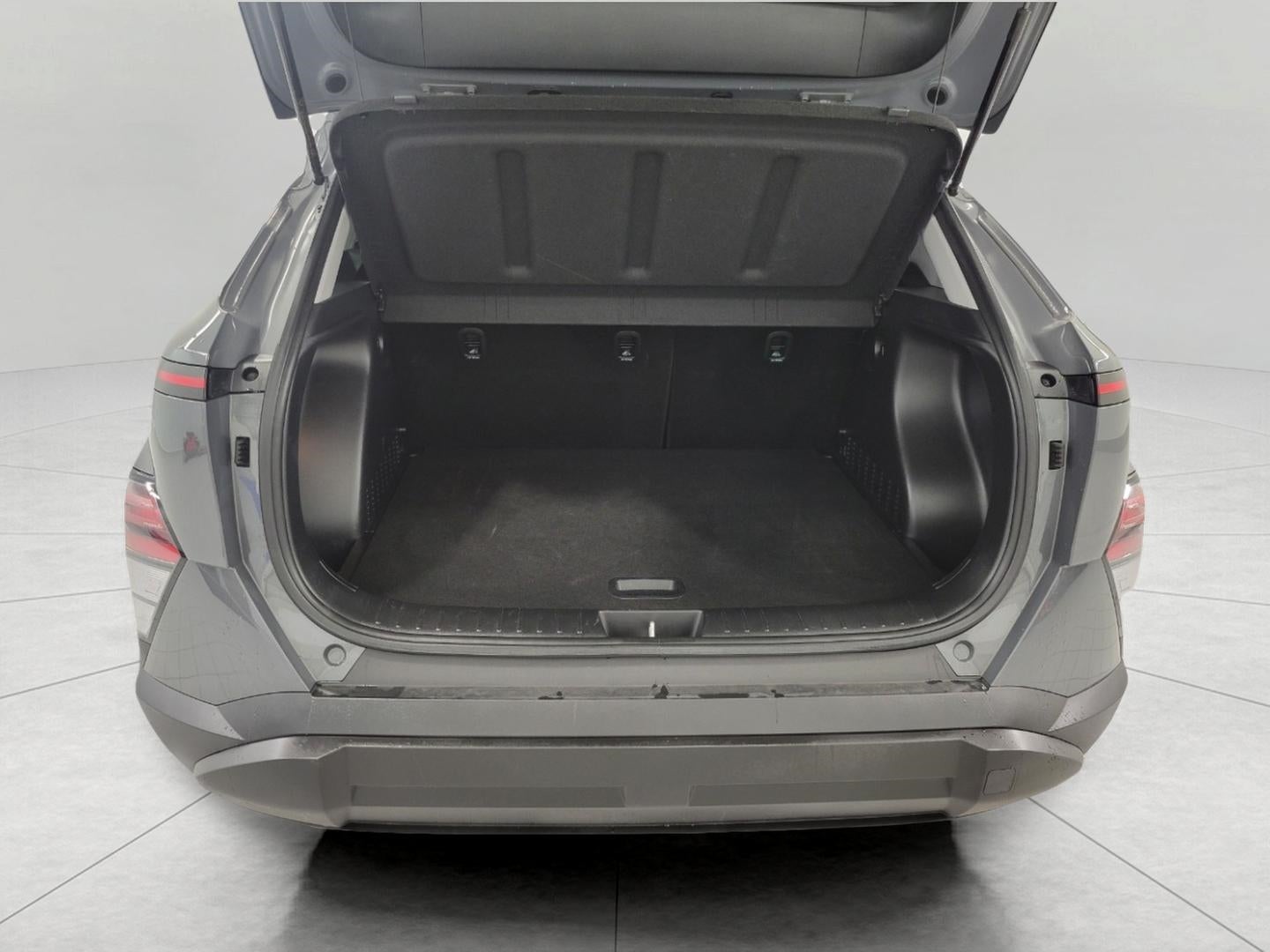 2025 Hyundai KONA SEL FWD