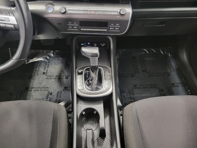 2025 Hyundai KONA SEL FWD