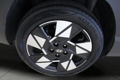 2025 Hyundai KONA SEL FWD