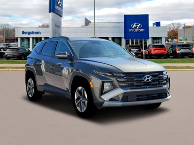 2026 Hyundai TUCSON HYBRID SEL AWD