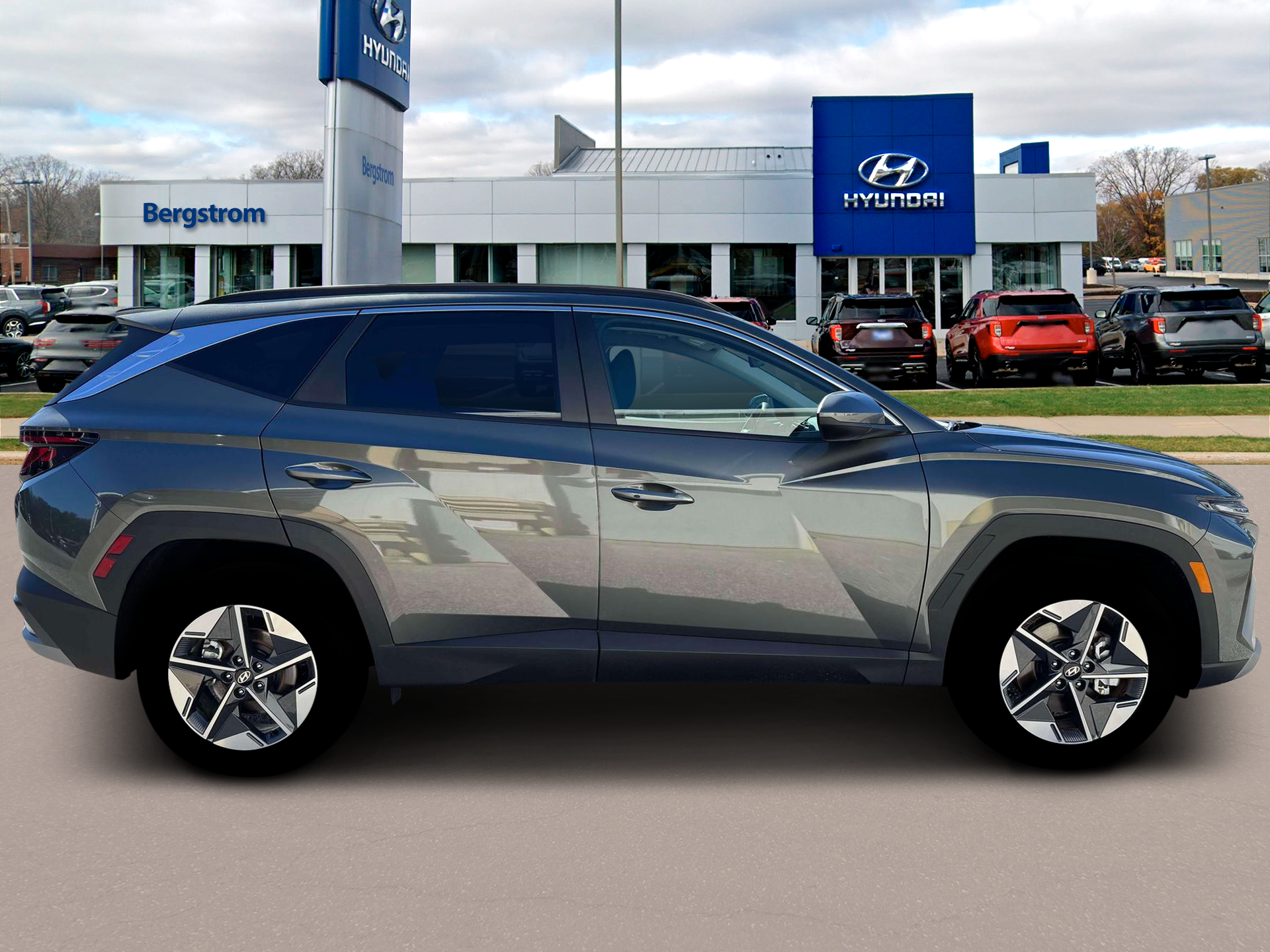 2026 Hyundai TUCSON HYBRID SEL AWD