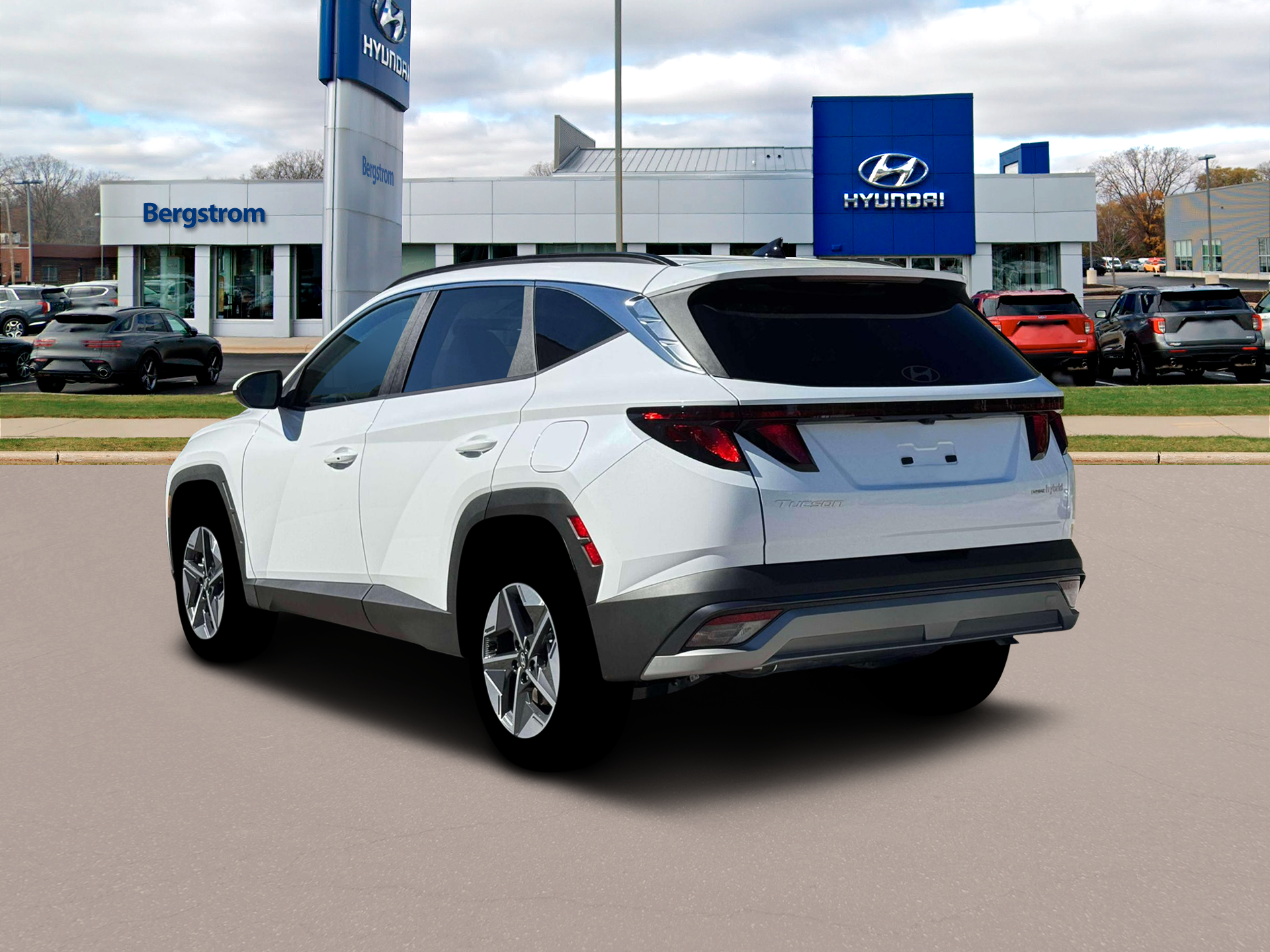 2026 Hyundai TUCSON HYBRID SEL AWD