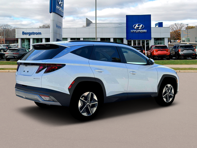 2026 Hyundai TUCSON HYBRID SEL AWD