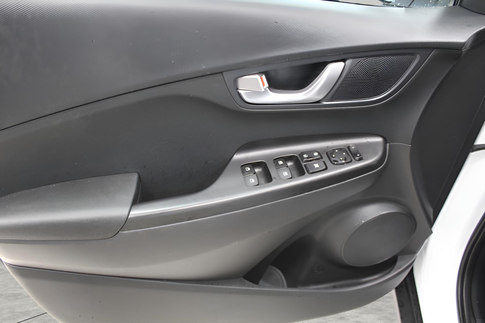 2023 Hyundai KONA SEL Auto AWD