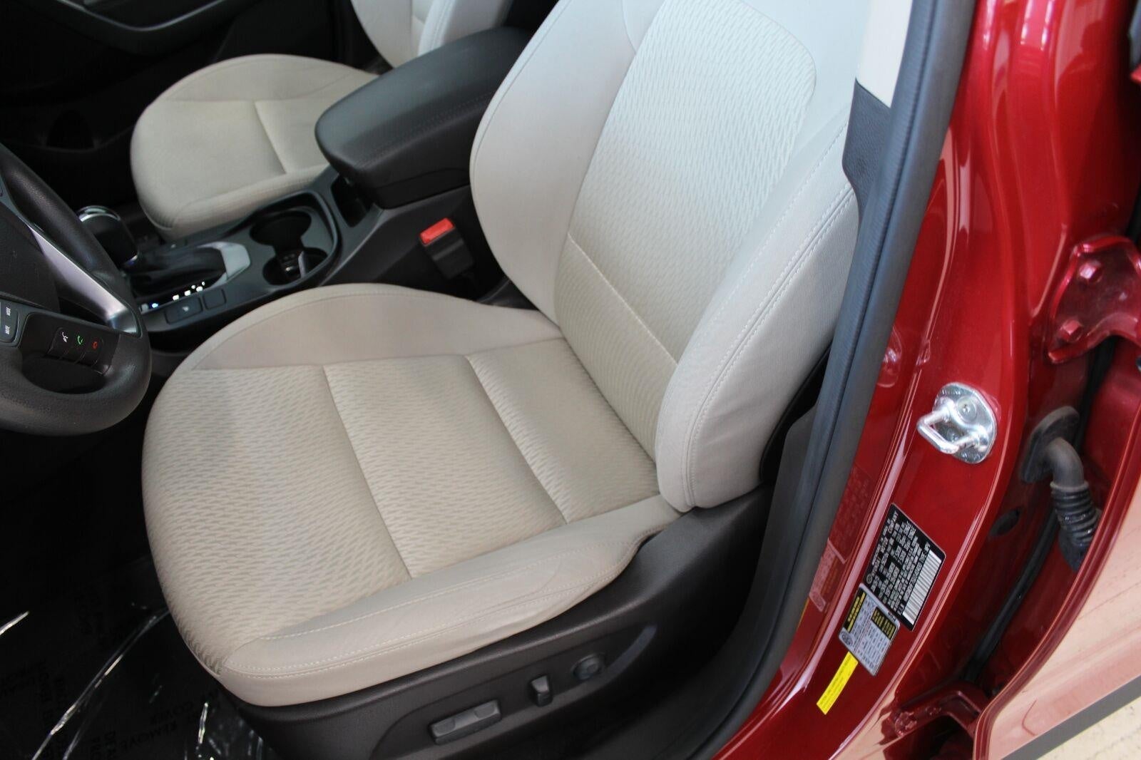 2016 Hyundai SANTA FE AWD 4Dr SE