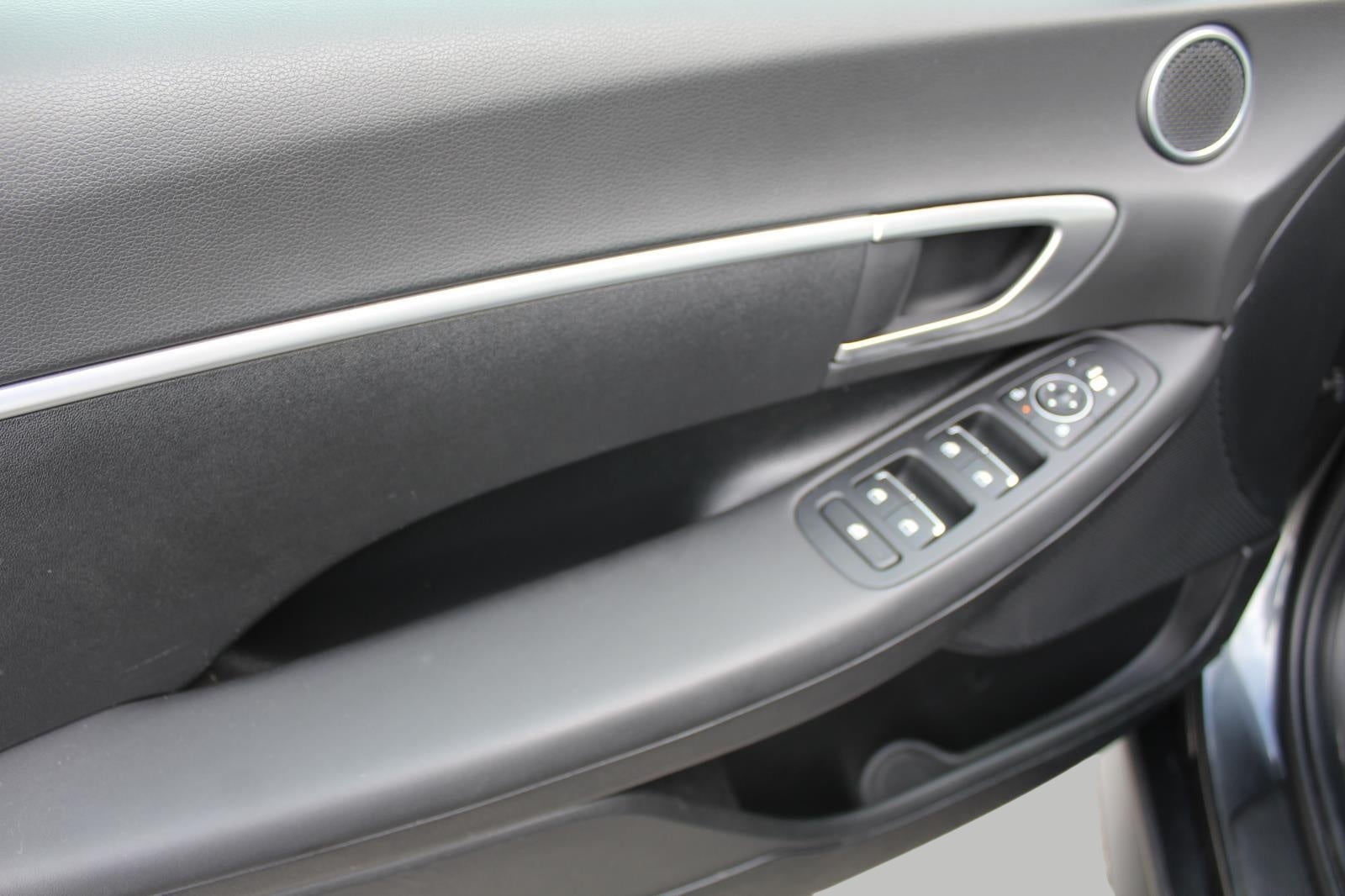 2025 Hyundai SONATA SE FWD