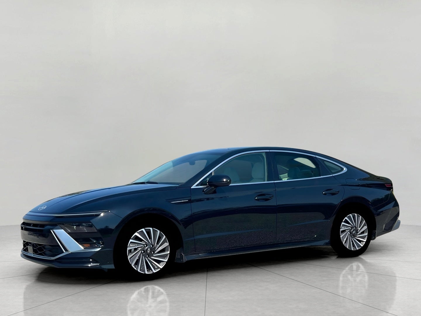 2025 Hyundai SONATA HYBRID SEL FWD