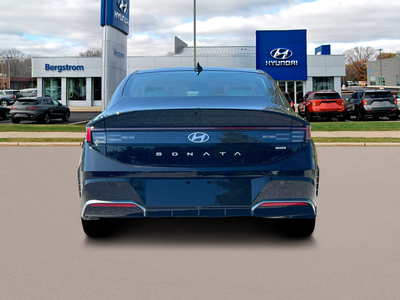 2026 Hyundai SONATA HYBRID SEL