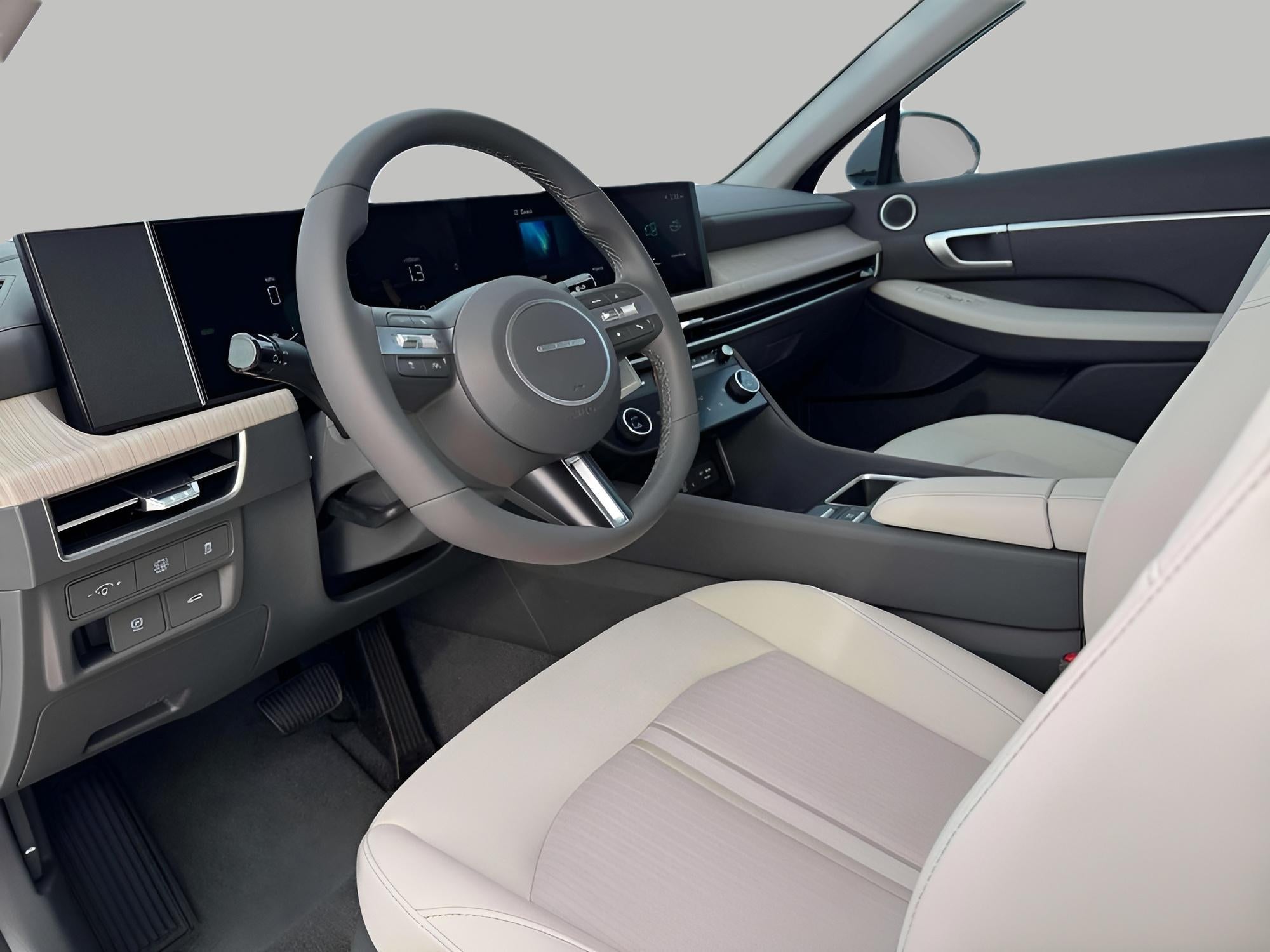 2026 Hyundai SONATA HYBRID SEL