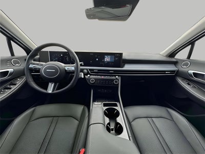 2025 Hyundai SONATA HYBRID Limited FWD