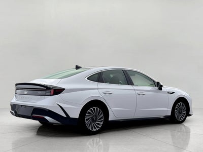 2026 Hyundai SONATA HYBRID Limited FWD
