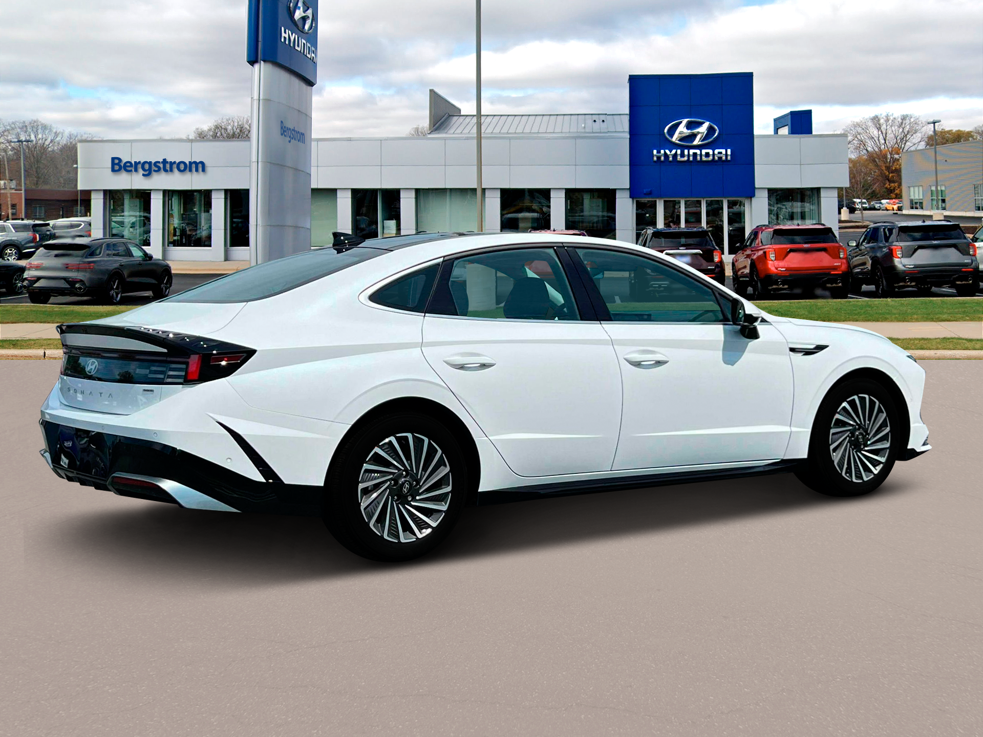 2025 Hyundai SONATA HYBRID Limited