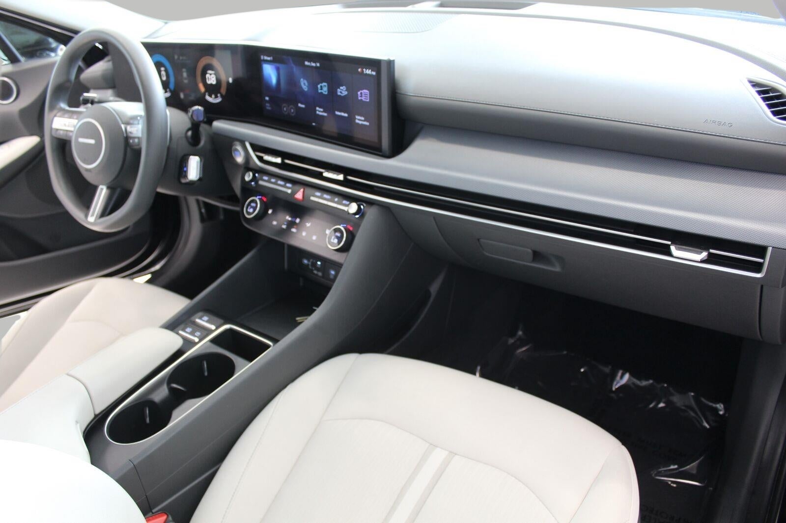 2025 Hyundai SONATA SEL FWD