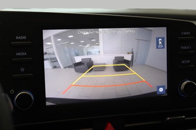 2023 Hyundai ELANTRA 4DR CAR