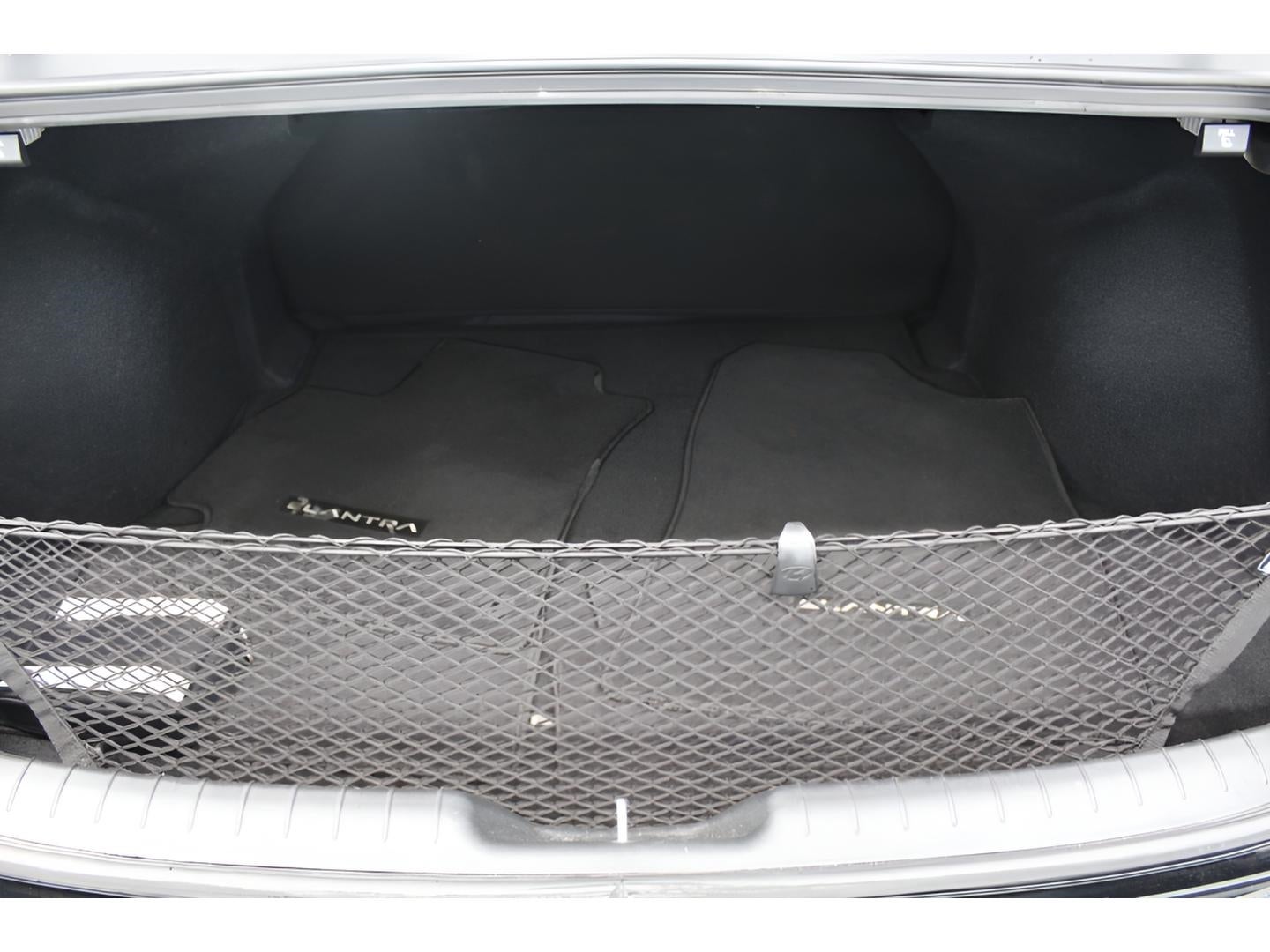 2023 Hyundai ELANTRA 4DR CAR