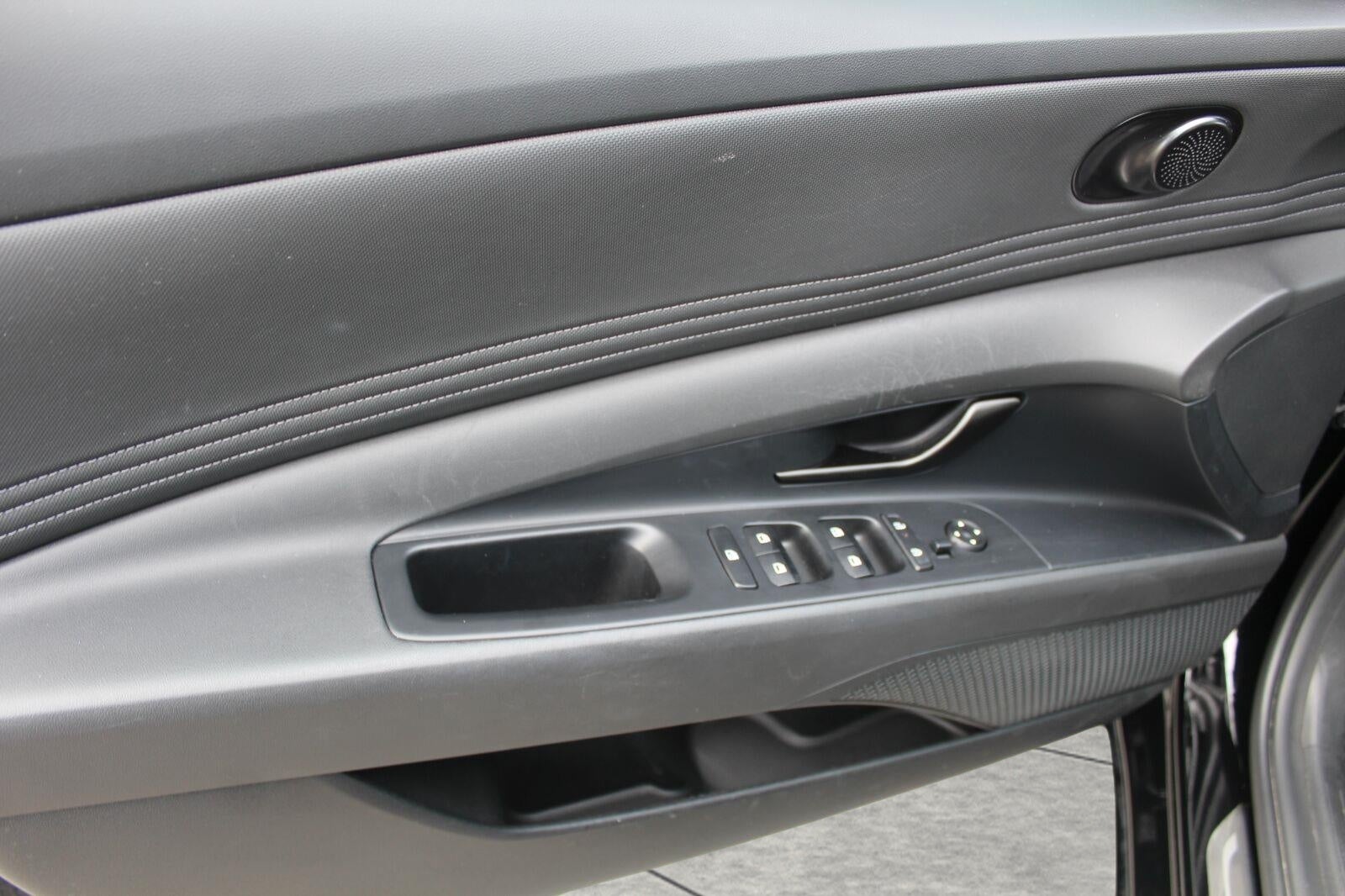 2025 Hyundai ELANTRA HYBRID SEL Sport DCT