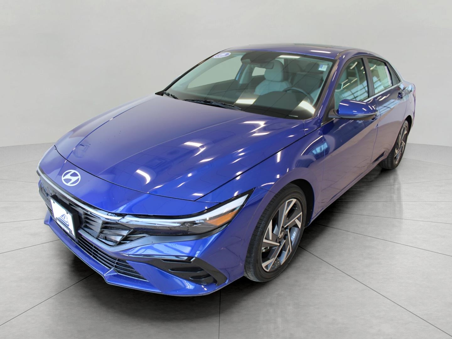 2025 Hyundai ELANTRA Limited IVT