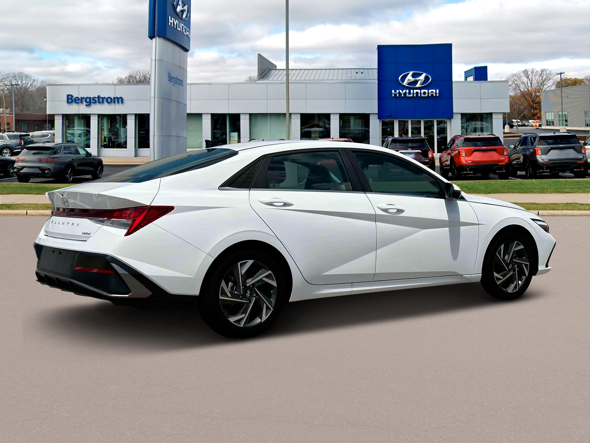 2024 Hyundai ELANTRA Limited
