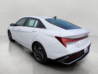2024 Hyundai ELANTRA SEL IVT