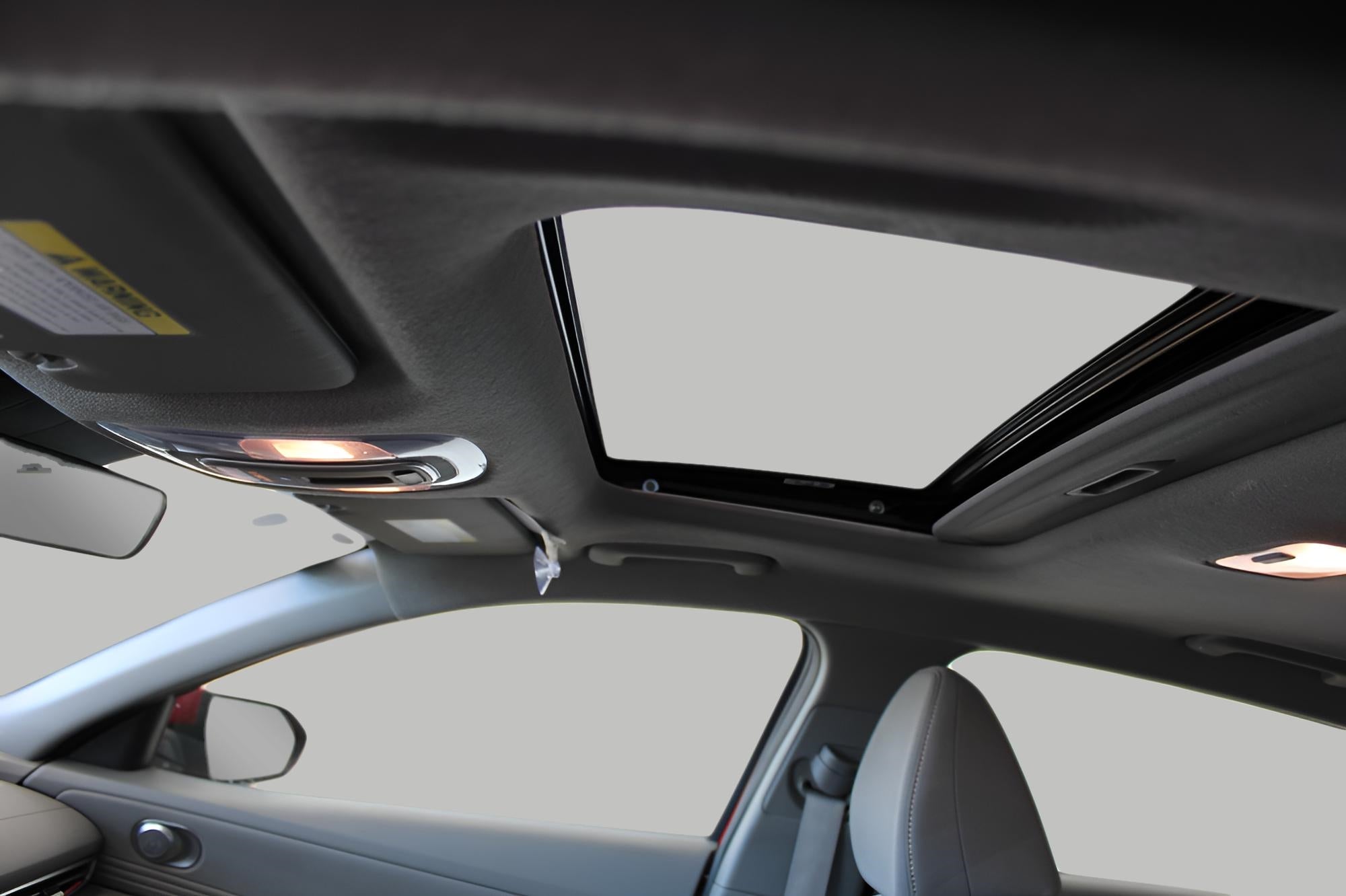 2025 Hyundai ELANTRA SEL Convenience IVT