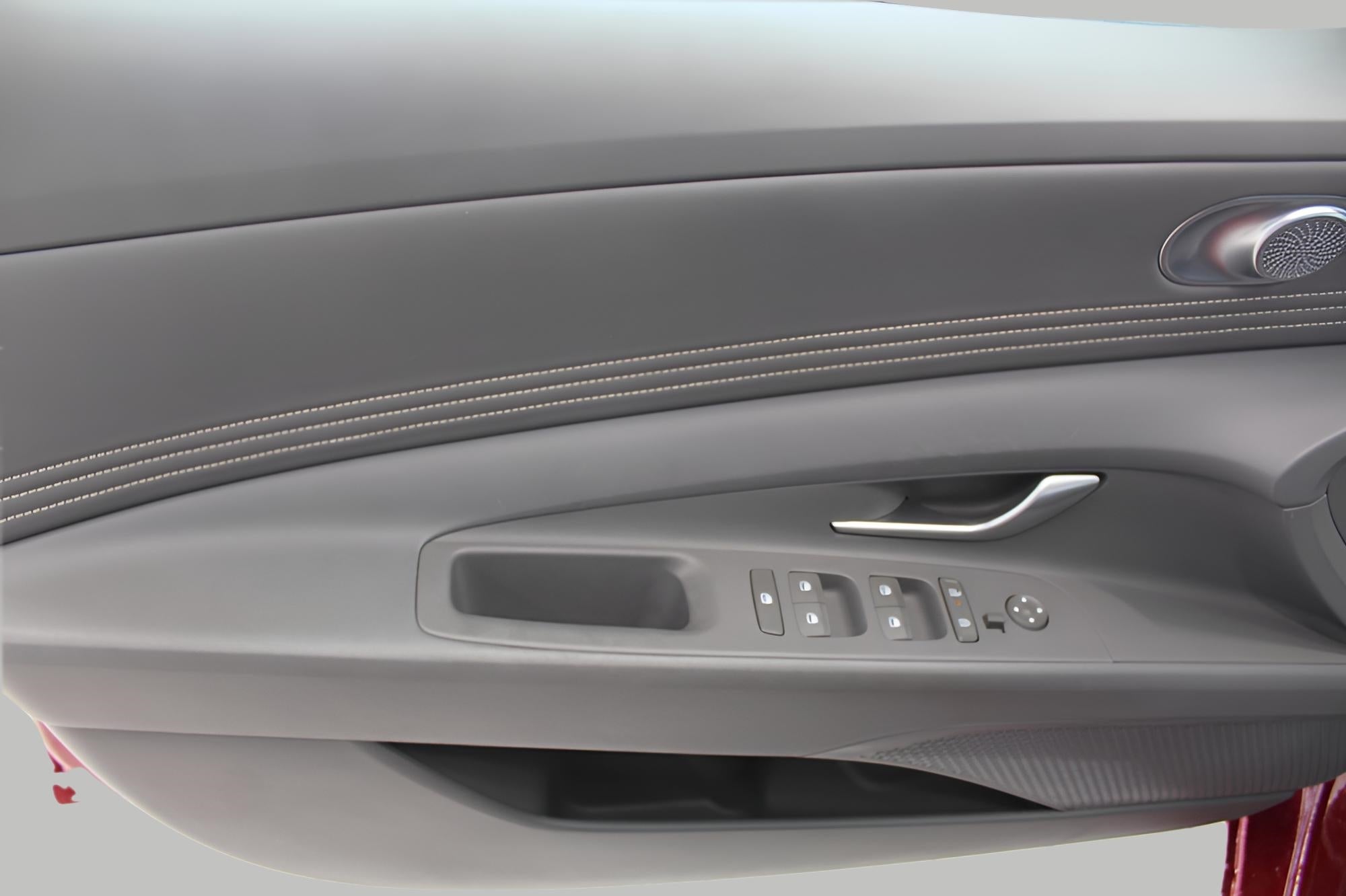 2025 Hyundai ELANTRA SEL Convenience IVT