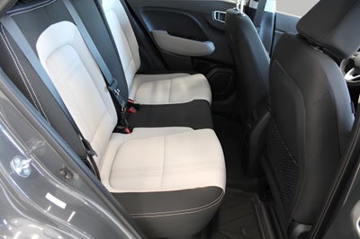 2025 Hyundai VENUE SEL IVT