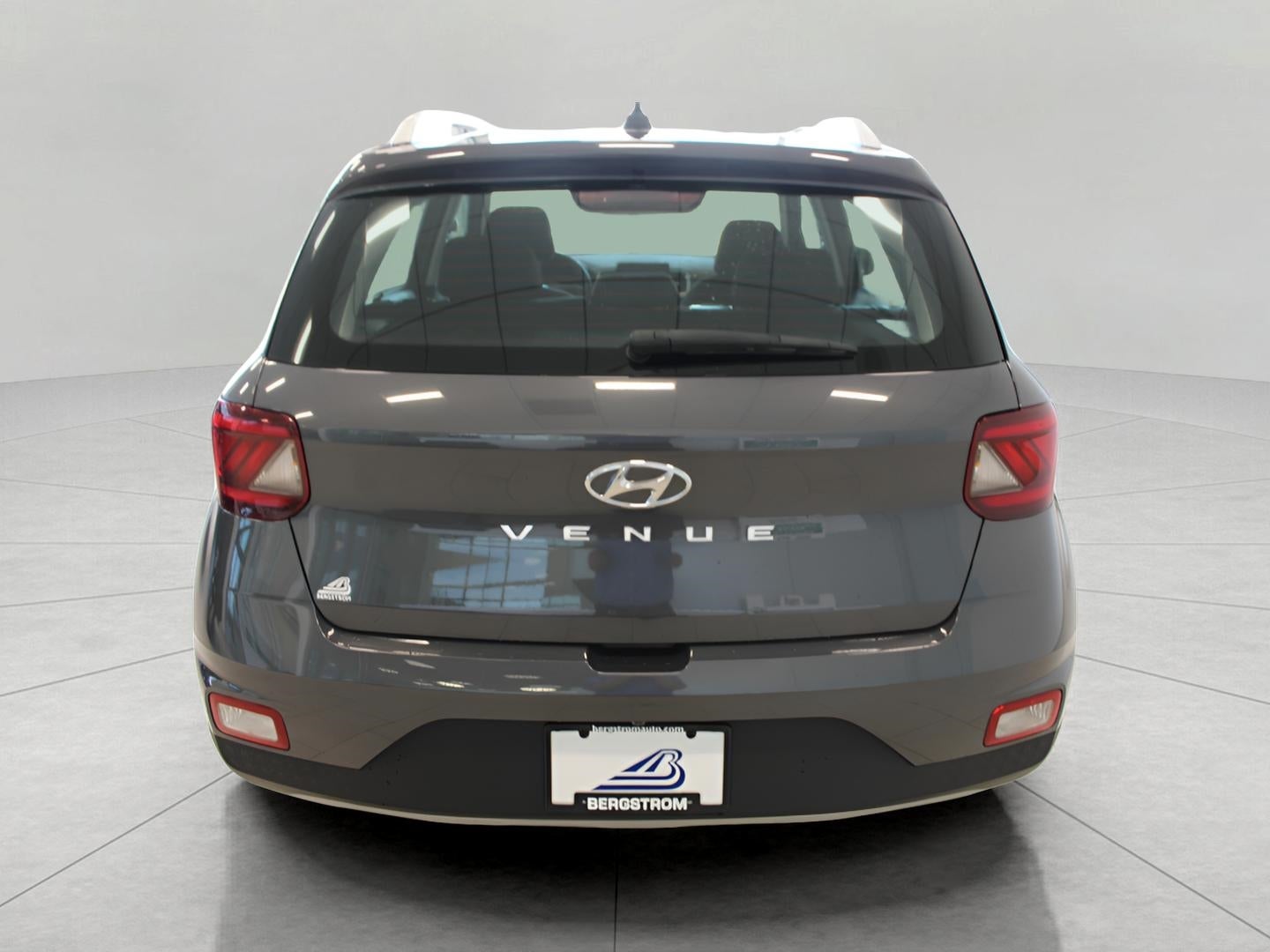 2025 Hyundai VENUE SEL IVT