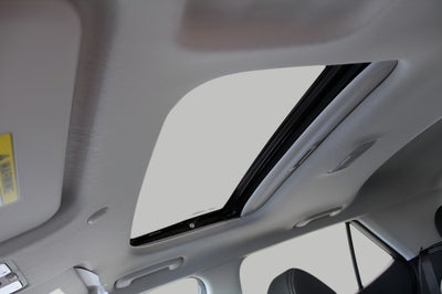 2025 Hyundai VENUE SEL IVT