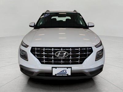 2024 Hyundai VENUE SEL IVT