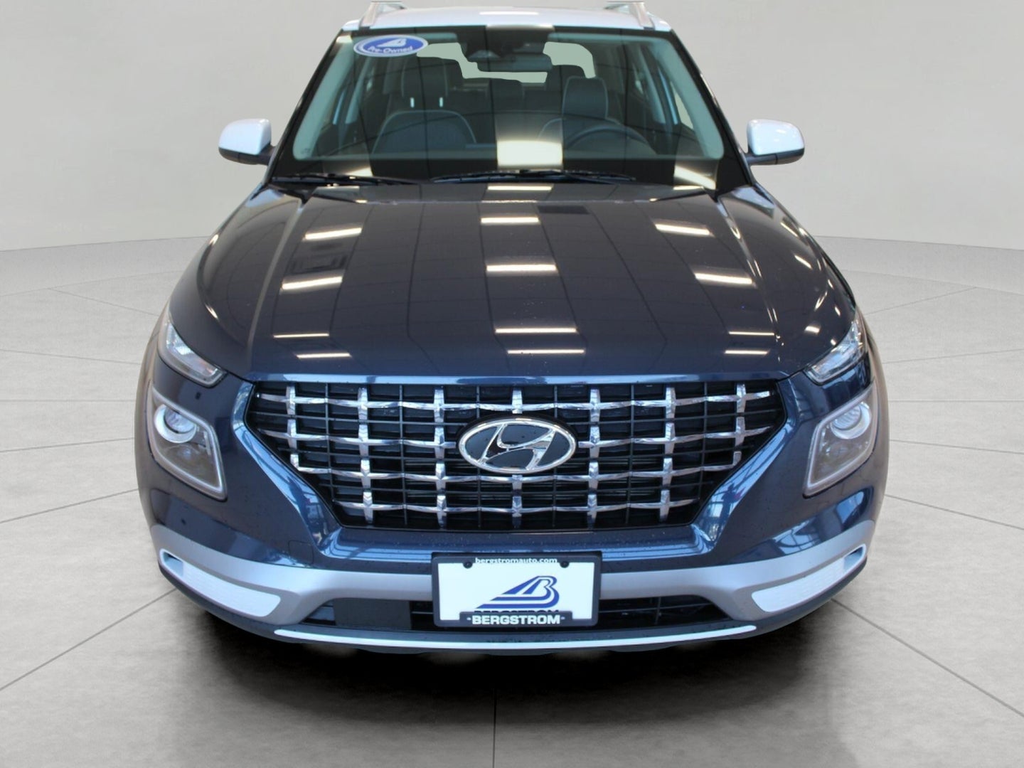 2025 Hyundai VENUE Limited IVT