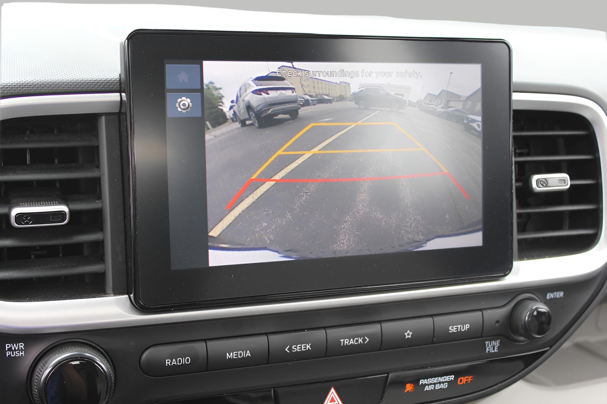 2023 Hyundai VENUE SEL IVT