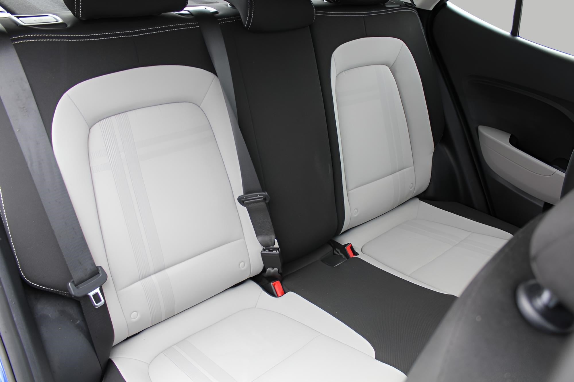 2023 Hyundai VENUE SEL IVT