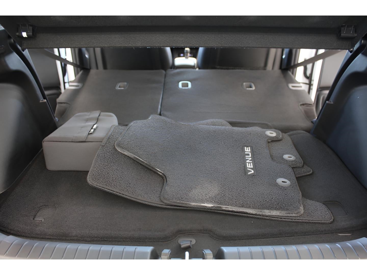 2023 Hyundai VENUE Limited IVT