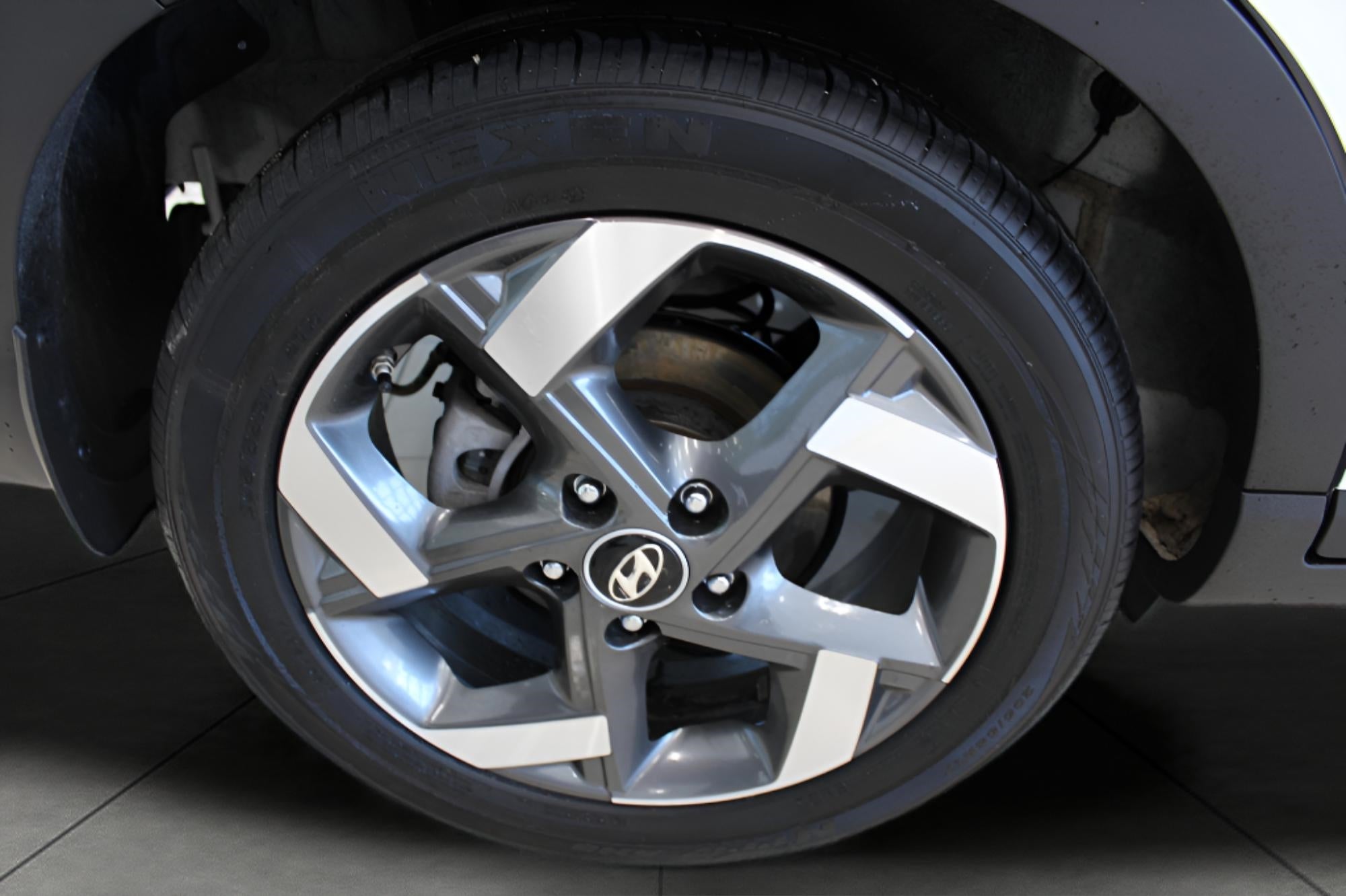 2023 Hyundai VENUE Limited IVT