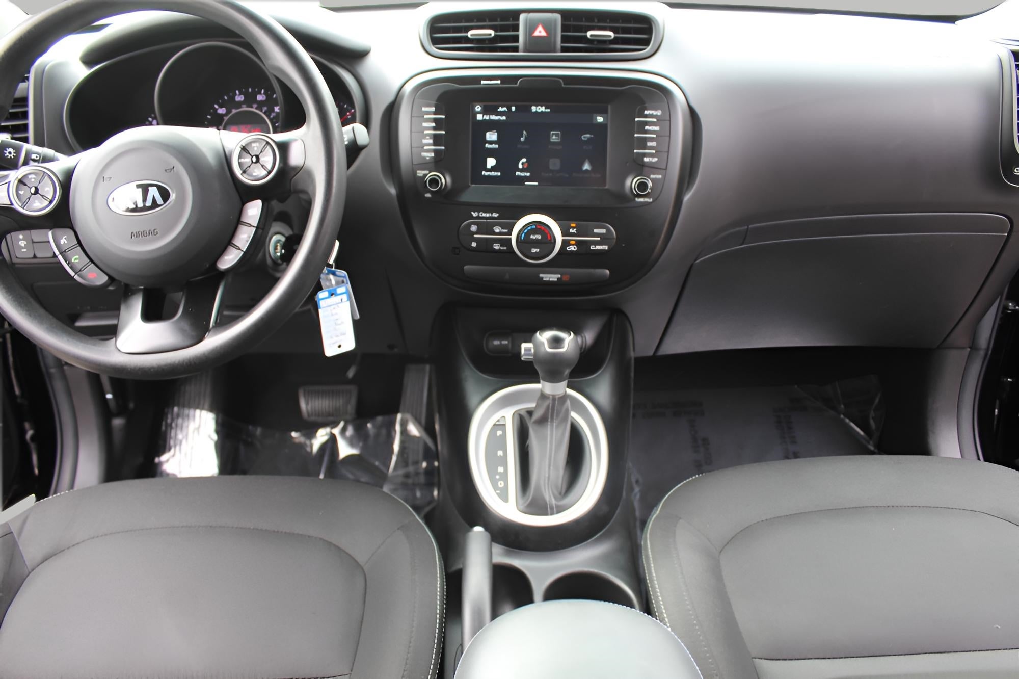 2019 Kia Soul + Auto