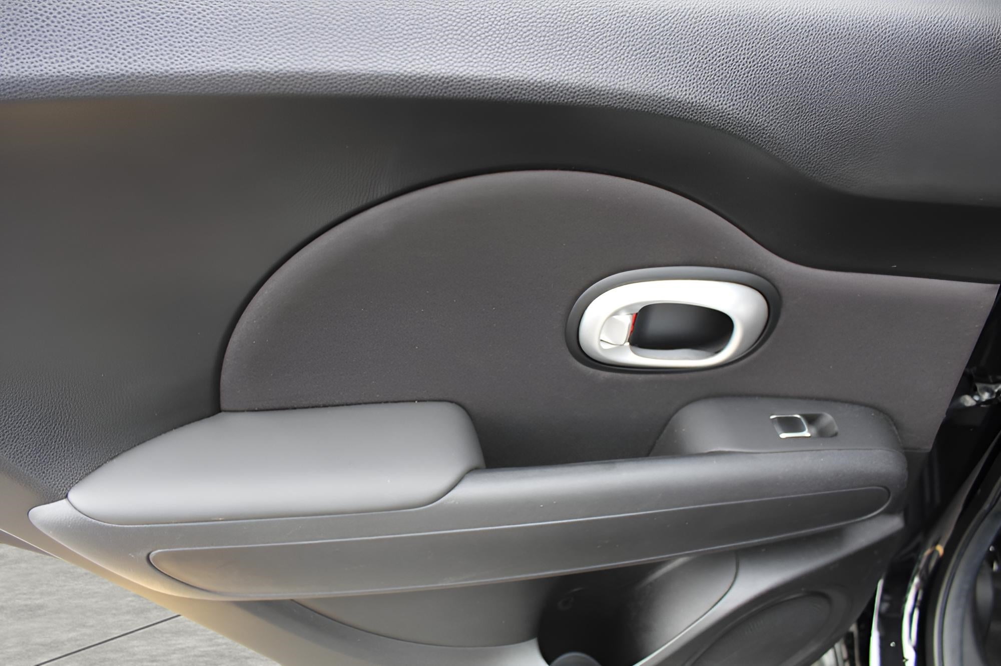 2019 Kia Soul + Auto
