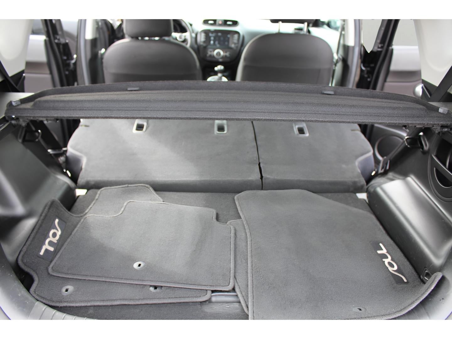 2019 Kia Soul + Auto