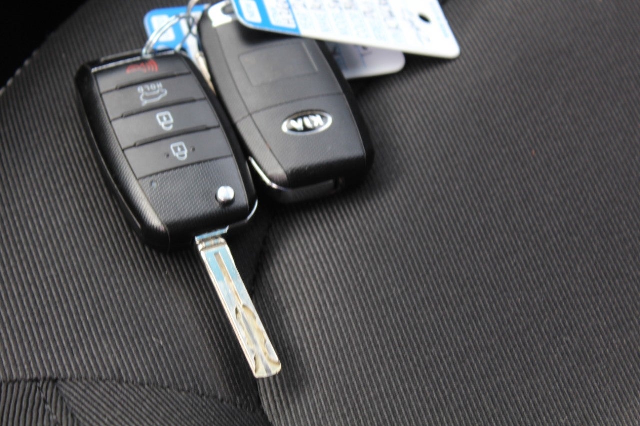 2019 Kia Soul + Auto