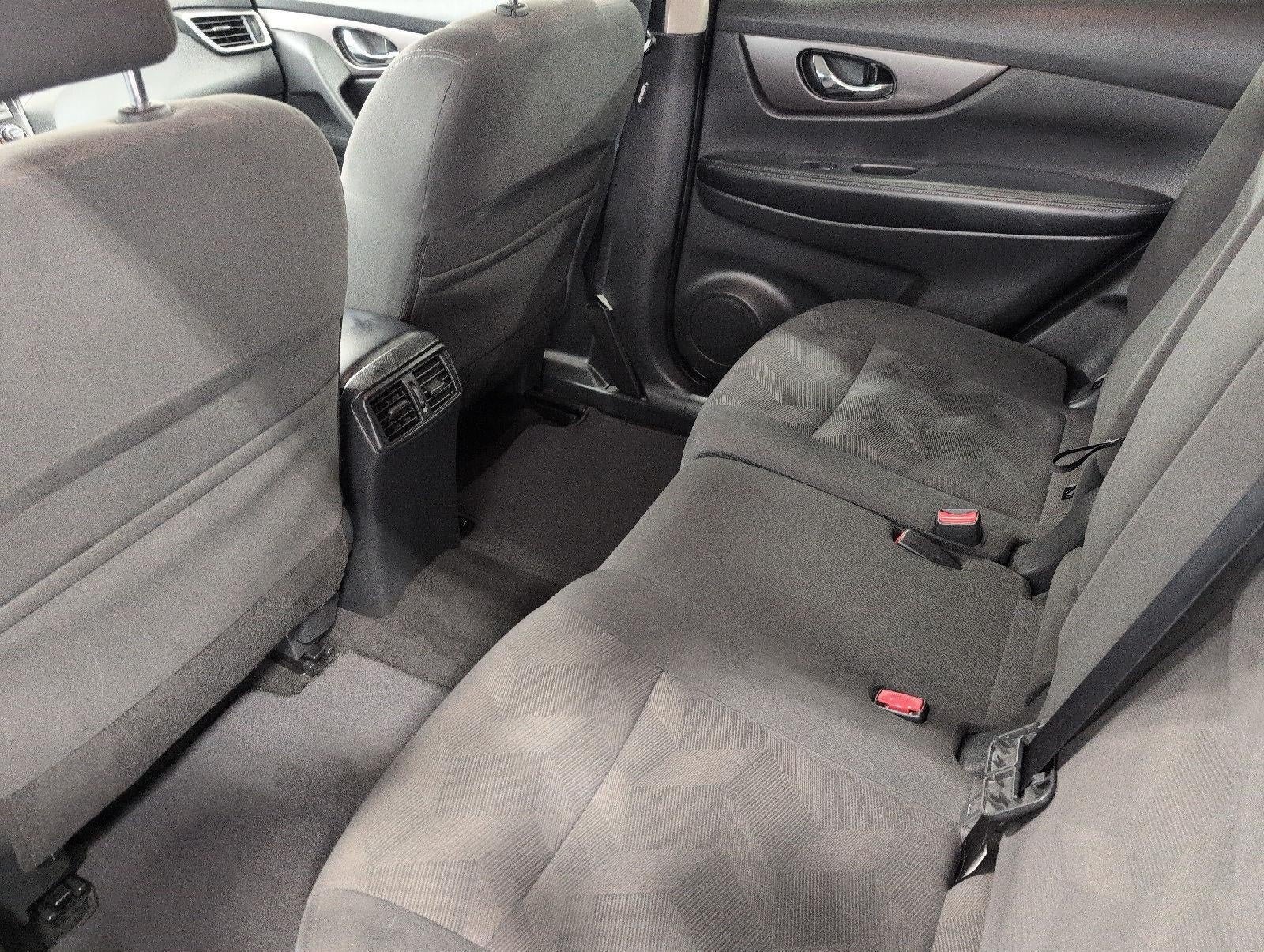2016 Nissan Rogue AWD 4dr SV