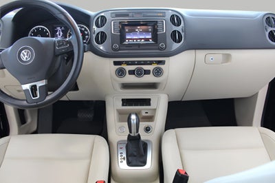 2016 Volkswagen Tiguan 4MOTION 4dr Auto SEL