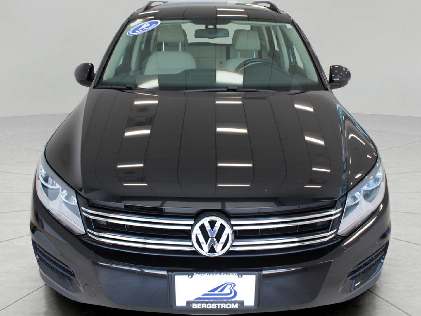 2016 Volkswagen Tiguan 4MOTION 4dr Auto SEL